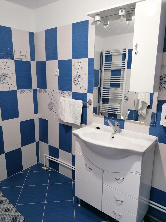 Appartamento Ugralet Lunca de Sus Esterno foto
