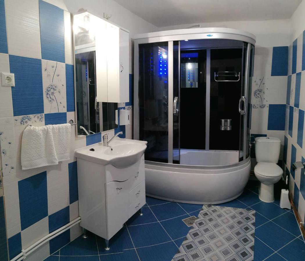 Appartamento Ugralet Lunca de Sus Esterno foto