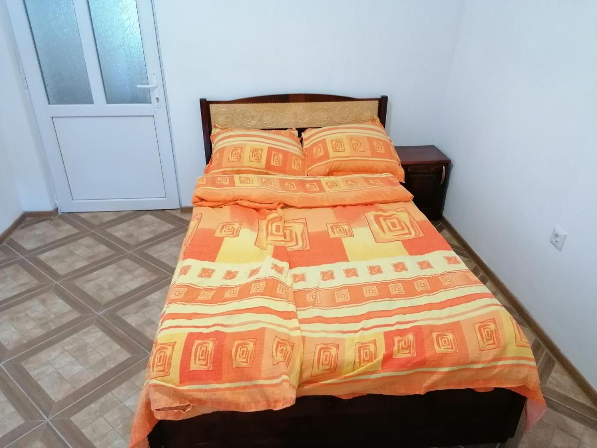 Appartamento Ugralet Lunca de Sus Esterno foto